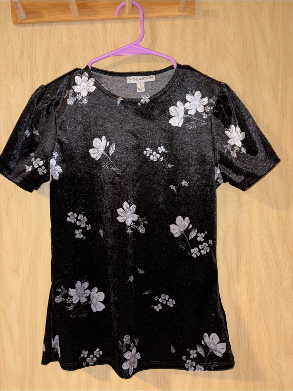 Byer California Black Velvet Floral Short Sleeve Tee